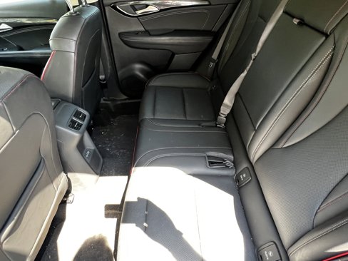 Used 2022 Buick Envision Essence w/ Technology Package I image 31