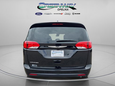 New 2026 Chrysler Voyager LX image 6