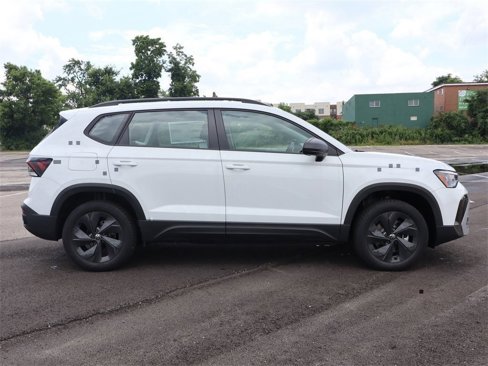 New 2025 Volkswagen Taos S image 6