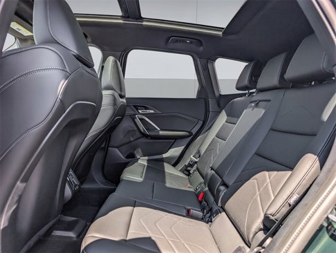 Used 2025 BMW X1 xDrive28i image 17