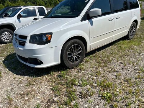 Used 2017 Dodge Grand Caravan GT image 5