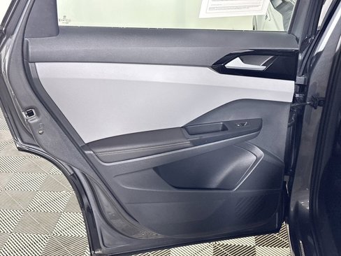 Certified 2024 Volkswagen Taos S image 19