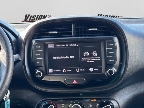 Used 2022 Kia Soul LX image 19