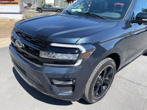 Used 2023 Ford Expedition Max Limited image 28