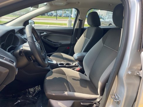 Used 2014 Ford Focus SE image 8