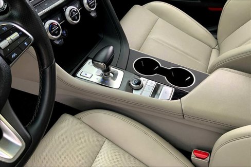 Used 2023 Genesis G70 2.0T image 15