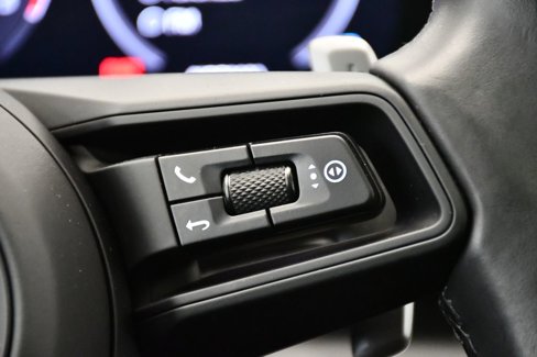 Certified 2024 Porsche Cayenne S image 28