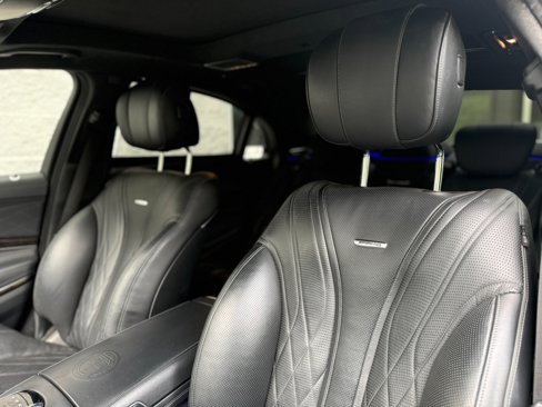 Used 2015 Mercedes-Benz S 63 AMG 4MATIC Sedan image 11