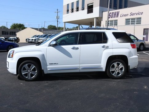 Used 2017 GMC Terrain Denali image 9