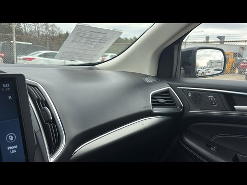 Used 2022 Ford Edge Titanium image 17