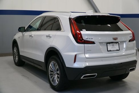 New 2025 Cadillac XT4 Premium Luxury image 3