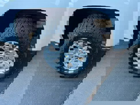 Used 2022 Chevrolet Colorado LT w/ Fleet Safety Package image 12