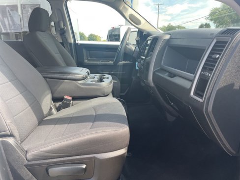Used 2019 RAM 1500 Express w/ Wheel & Sound Group image 16