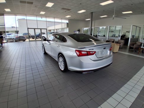Used 2021 Chevrolet Malibu RS image 3