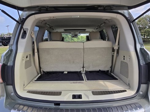 Used 2012 INFINITI QX56 4WD w/ Deluxe Touring Pkg image 15