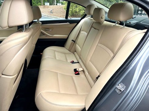 Used 2016 BMW 528i Sedan image 29