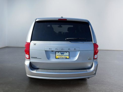 Used 2019 Dodge Grand Caravan GT image 4