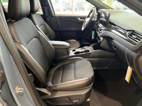 New 2025 Ford Escape ST-Line Elite w/ Tech Pack #2 image 31