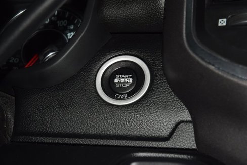 Used 2020 RAM 2500 Laramie image 36