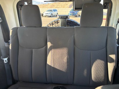 Used 2015 Jeep Wrangler Sport image 33