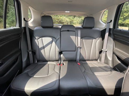 Used 2020 Buick Envision Essence image 14