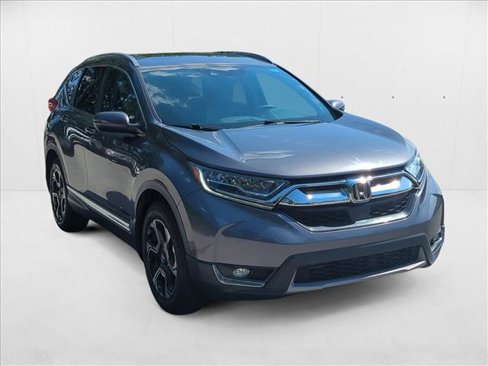 Used 2018 Honda CR-V Touring image 3