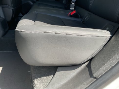 Used 2023 Buick Envision Essence image 15