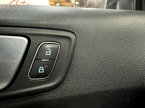 Used 2020 Ford EcoSport Titanium image 34