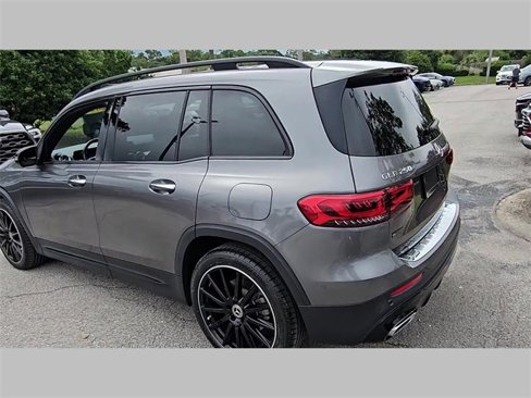 Used 2020 Mercedes-Benz GLB 250 image 17