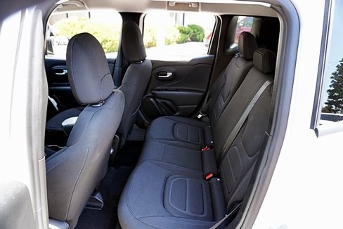 Certified 2022 Jeep Renegade Latitude image 16
