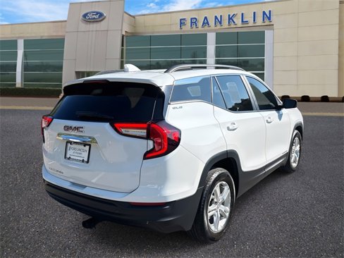 Used 2022 GMC Terrain SLE w/ Driver Convenience Package image 7