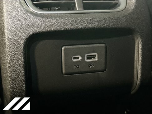Used 2021 Chevrolet Blazer LT image 25