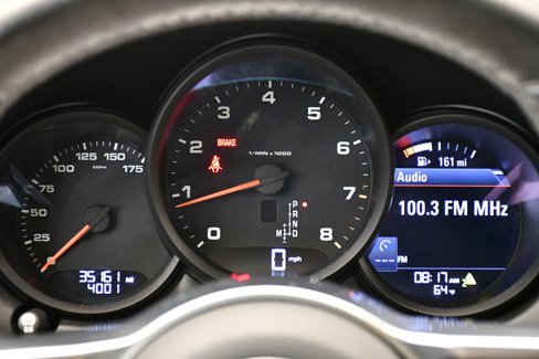 Certified 2021 Porsche Macan image 29