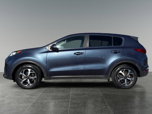 Used 2020 Kia Sportage LX image 2