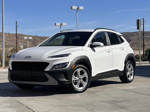 Used 2022 Hyundai Kona SEL image 3