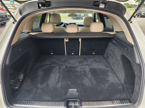 Used 2018 Mercedes-Benz GLC 300 image 4