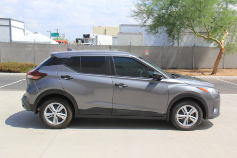 Used 2022 Nissan Kicks S image 4