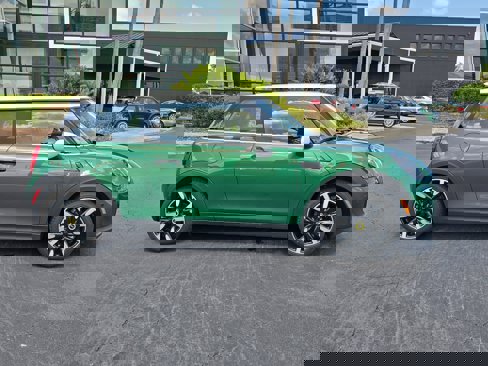 Certified 2024 MINI Cooper SE image 4