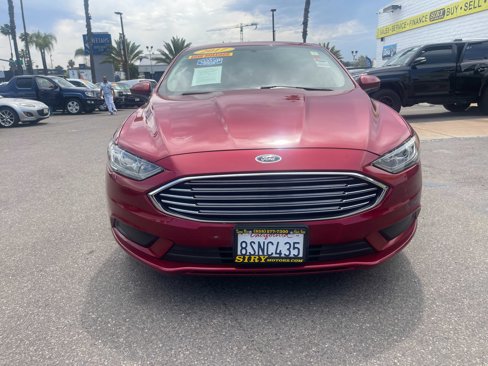 Used 2017 Ford Fusion SE w/ Fusion SE Technology Package image 8
