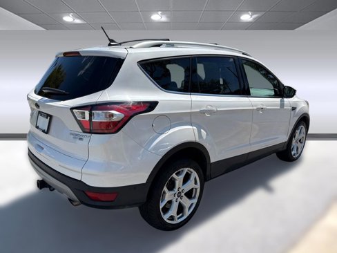 Used 2018 Ford Escape Titanium w/ Ford Safe & Smart Package image 9