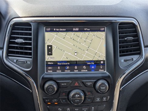 Used 2018 Jeep Grand Cherokee Limited image 32