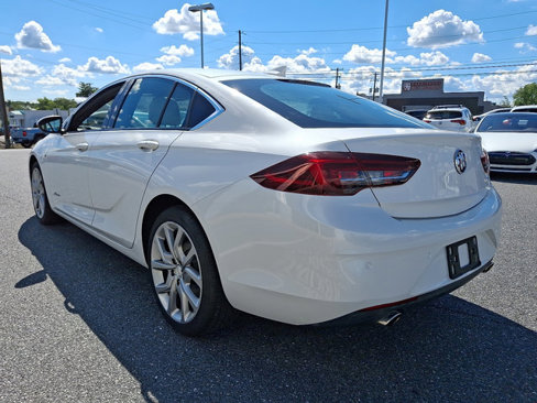 Used 2020 Buick Regal Avenir w/ Driver Confidence Package II image 5