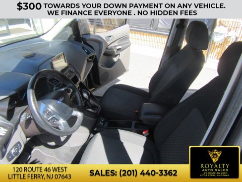 Used 2020 Ford Transit Connect XLT image 20