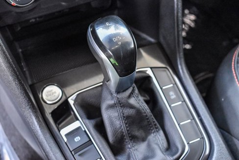 Used 2024 Volkswagen Tiguan Wolfsburg Edition image 18