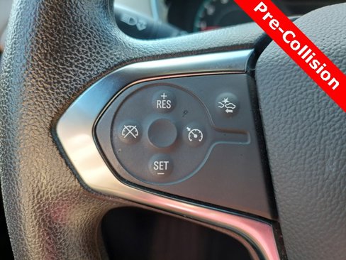 Used 2022 Chevrolet Traverse LS image 23
