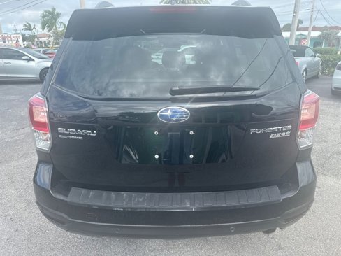 Used 2017 Subaru Forester 2.5i Limited image 5