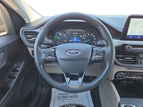Certified 2021 Ford Escape SEL image 12
