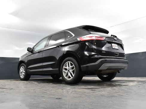 Used 2023 Ford Edge SEL image 43