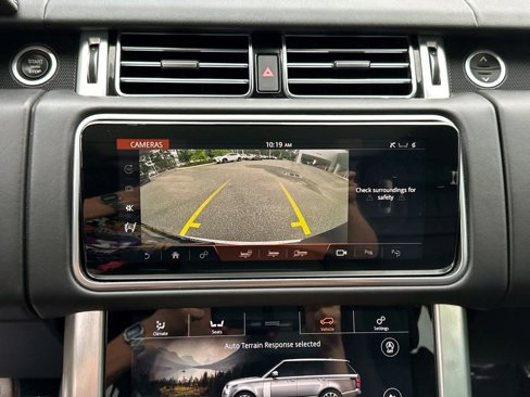 Used 2020 Land Rover Range Rover HSE image 22