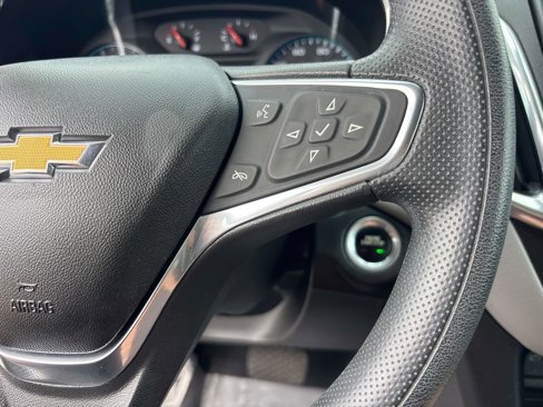 Used 2020 Chevrolet Equinox LS image 18